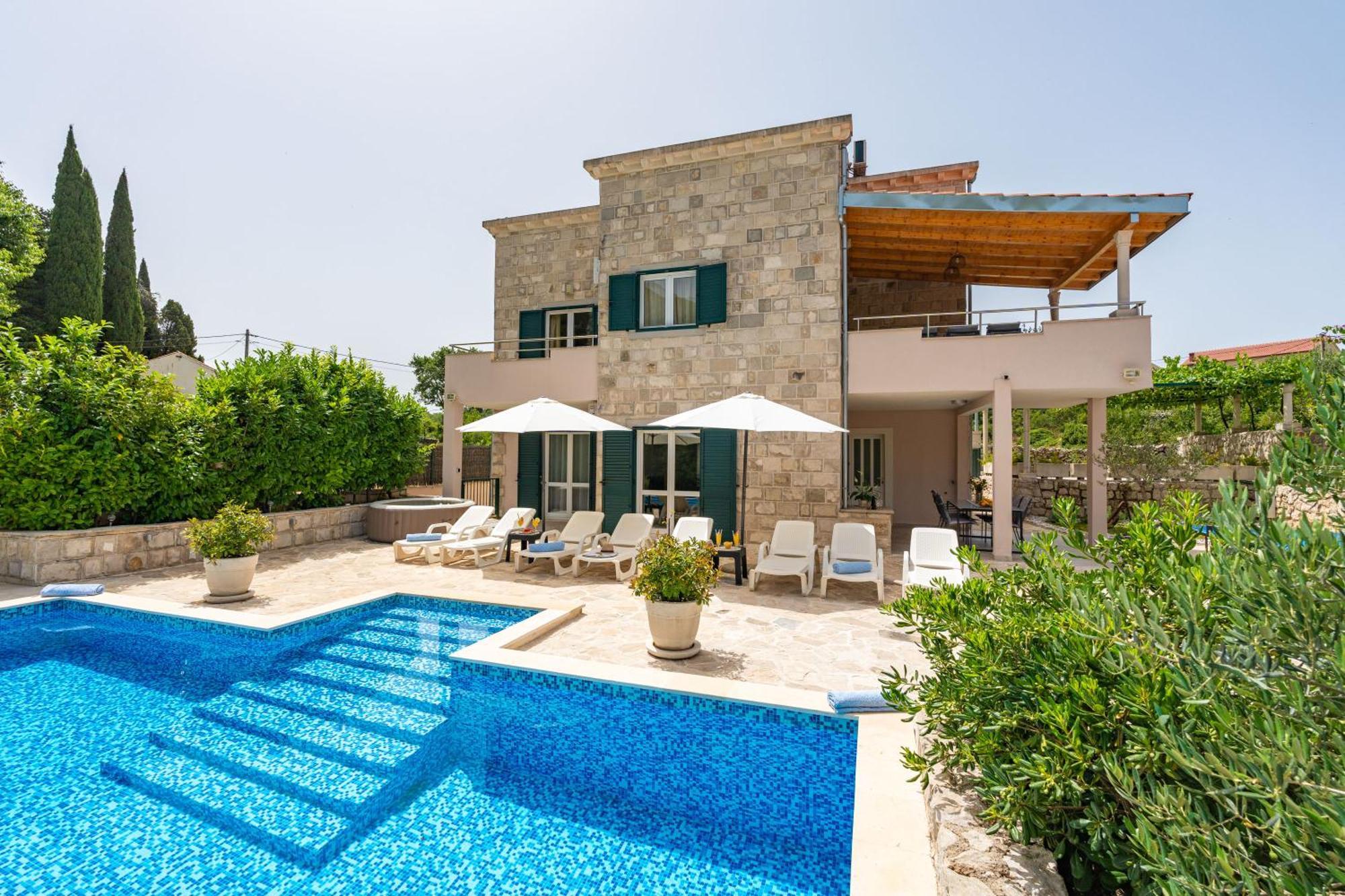 Villa Petmat - With Private Pool And 6 Bedrooms Ντουμπρόβνικ Εξωτερικό φωτογραφία